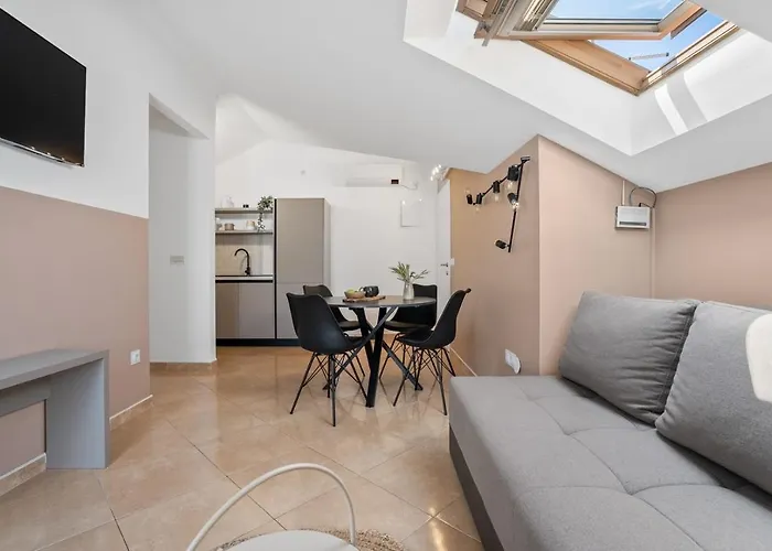 Lux Gasthof Promajna